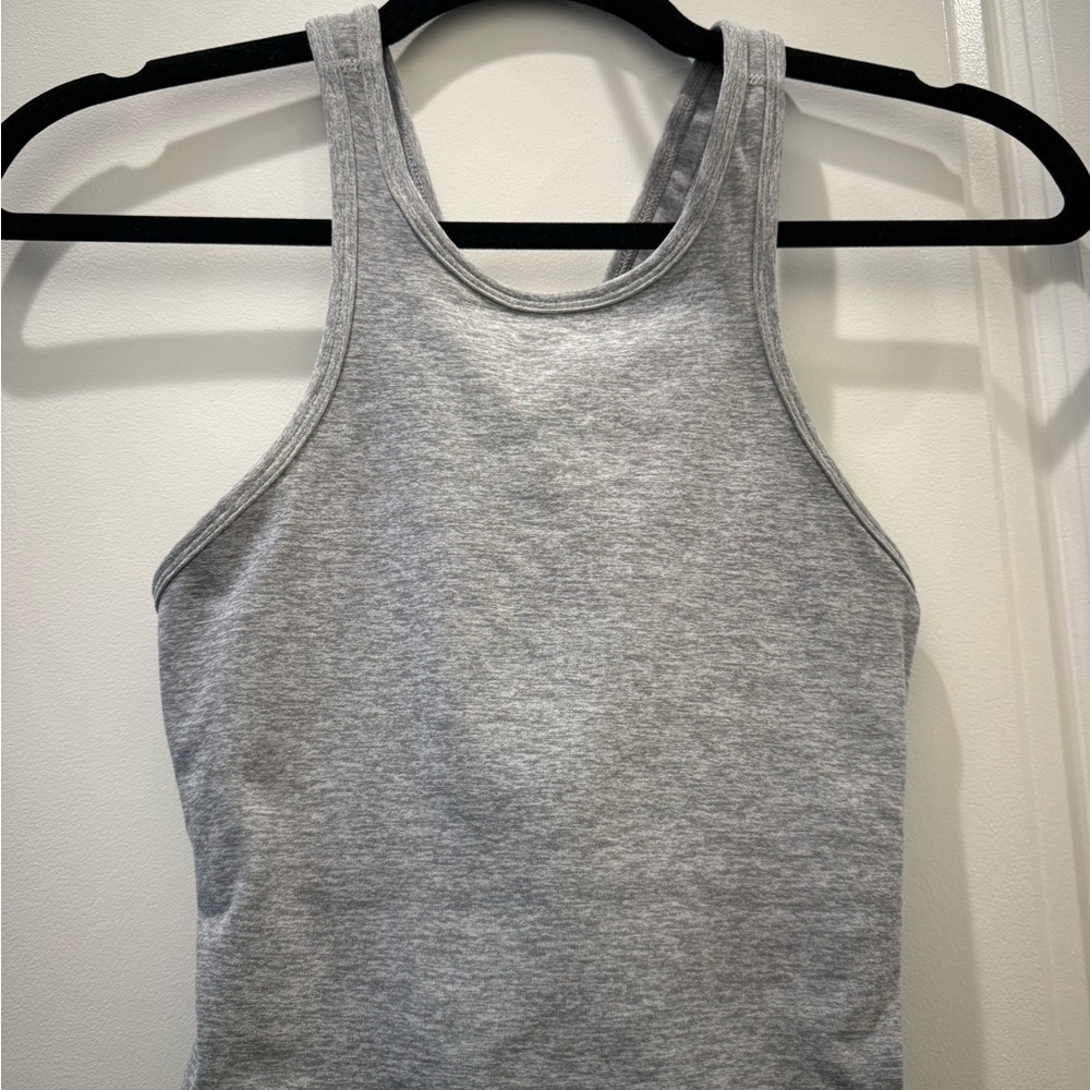Beyond Yoga Spacedye Studio Cropped Tank in Silver Mist